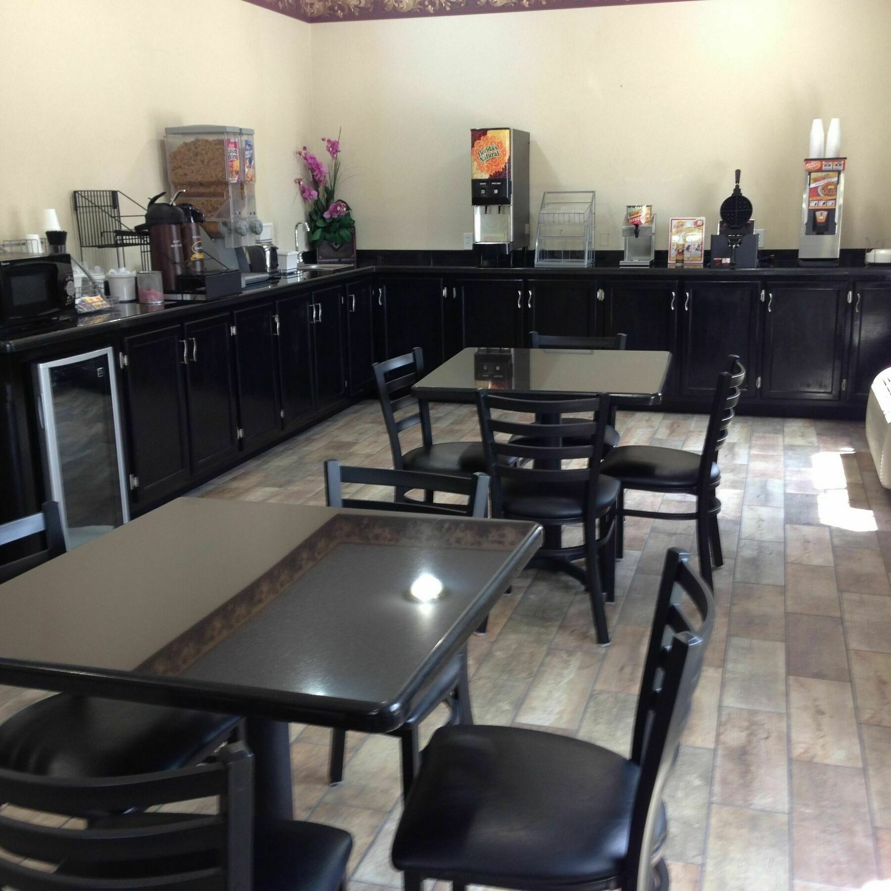 Super 8 By Wyndham Huntsville